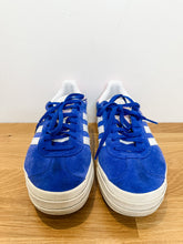 Load image into Gallery viewer, Platform Suede Gazelles
