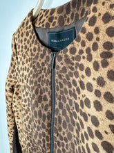 Load image into Gallery viewer, Animal Print Cropped Jacket
