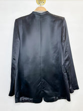 Load image into Gallery viewer, Satiny Collarless Blazer
