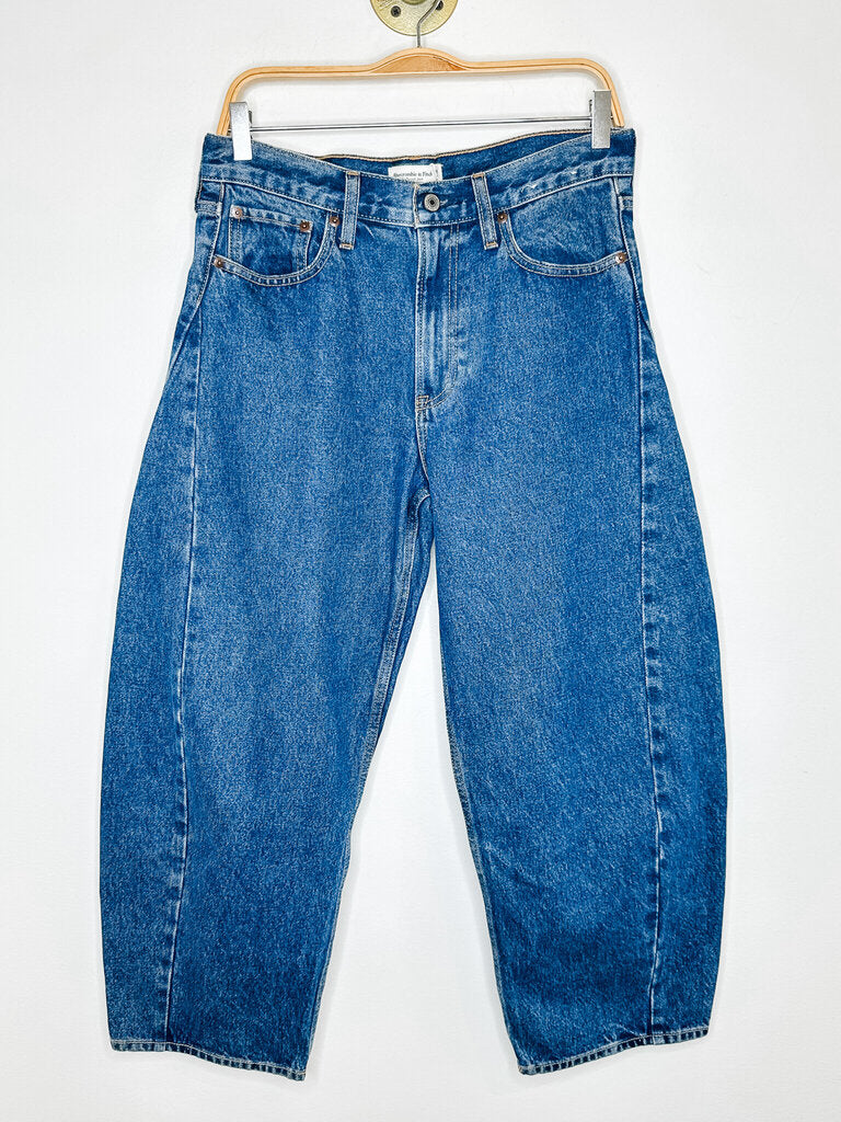 The Barrel Jean