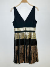 Load image into Gallery viewer, Color Block Metallic Pleated Sleeveless V-Neck Dress
