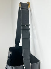 Load image into Gallery viewer, The Studio Bag (NWT, orig. $258)
