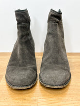 Load image into Gallery viewer, Waterproof Suede Booties
