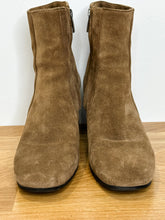 Load image into Gallery viewer, Suede Square Toe Ankle Boots
