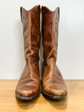 Load image into Gallery viewer, Embroidered Leather Western Boots
