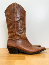 Load image into Gallery viewer, Embroidered Leather Western Boots
