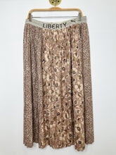 Load image into Gallery viewer, Floral Knife Pleat Midi Skirt (orig. $130)
