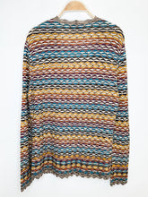 Load image into Gallery viewer, Geometric-Patterned Cardigan with Metallic Threads
