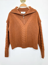 Load image into Gallery viewer, Merino Wool Cable Knit 1/4 Zip Sweater
