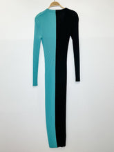 Load image into Gallery viewer, Two-Tone Long Sleeve Sweater Dress
