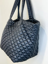 Load image into Gallery viewer, Quilted Tote with Zip Closure
