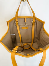 Load image into Gallery viewer, Leather Structured Tote
