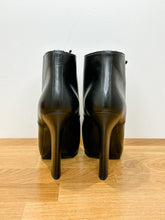 Load image into Gallery viewer, Leather Lace Up High Heel Shoes
