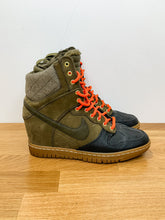 Load image into Gallery viewer, Dunk Sky Hi 2.0 Waterproof
