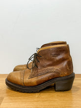 Load image into Gallery viewer, Vintage 90s Granny Brogue Lace Up 8149 Boots
