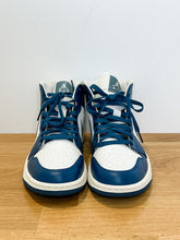Load image into Gallery viewer, Air Jordan 1 Mid
