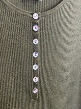 Load image into Gallery viewer, Cotton-Silk-Cashmere Ribbed Knit Tank with Button Details
