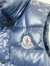 Load image into Gallery viewer, Down Puffer Vest
