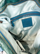 Load image into Gallery viewer, Vintage Patent Leather Tote
