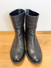 Load image into Gallery viewer, Leather Ankle Boots
