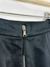 Load image into Gallery viewer, Back Zip Pencil Skirt
