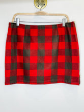 Load image into Gallery viewer, Checkered Wool Mini Skirt with Side Zipper (orig. ~$190)
