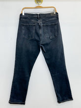 Load image into Gallery viewer, Charlotte Slim Straight
