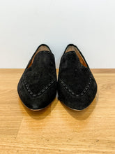 Load image into Gallery viewer, Waterproof Suede Loafers
