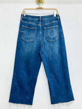 Load image into Gallery viewer, Wide Leg Crop
