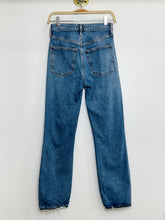 Load image into Gallery viewer, Straight Leg Distressed Hem
