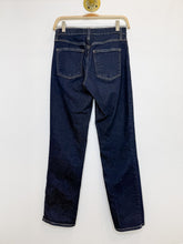 Load image into Gallery viewer, Mid Rise Straight Leg
