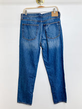 Load image into Gallery viewer, Rosa Mid-Rise Boyfriend
