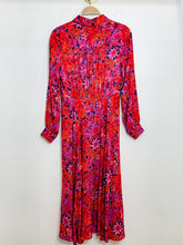 Load image into Gallery viewer, Lauretta Long Sleeve Floral Print Dress

