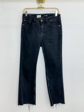 Load image into Gallery viewer, Straight Leg Raw Hem
