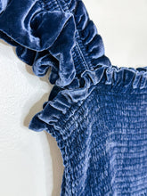 Load image into Gallery viewer, Velvet Sleeveless Nap Dress
