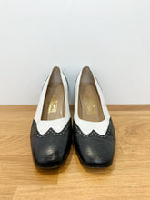 Load image into Gallery viewer, Vintage Leather Wingtip Square Toe Block Heel
