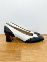 Load image into Gallery viewer, Vintage Leather Wingtip Square Toe Block Heel
