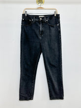 Load image into Gallery viewer, Classic Straight
