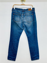 Load image into Gallery viewer, The High Rise Slim Boyjean
