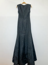Load image into Gallery viewer, Metallic Sleeveless Gown (NWT, orig. $675)
