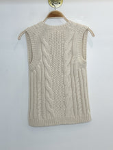 Load image into Gallery viewer, Cable Knit Cotton V-Neck Sweater Vest (NWT, orig. ~$350)
