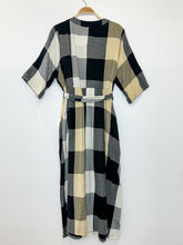 Load image into Gallery viewer, Plaid Cotton Short Sleeve Button Up Midi Dress with Tie Belt
