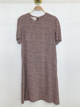 Load image into Gallery viewer, Geometric Print Short Sleeve Shift Dress

