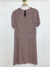 Load image into Gallery viewer, Geometric Print Short Sleeve Shift Dress
