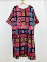 Load image into Gallery viewer, Half Sleeve Geometric Print Midi Dress
