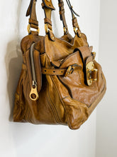 Load image into Gallery viewer, Leather Shoulder Bag
