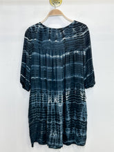 Load image into Gallery viewer, Silk Tie Dye 3/4 Sleeve Loose Tunic Dress
