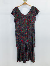 Load image into Gallery viewer, Floral Silk Flutter Sleeve Tiered Midi Dress
