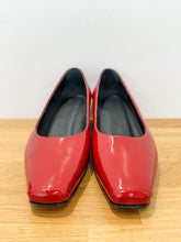 Load image into Gallery viewer, Patent Leather Pumps (orig. $520)
