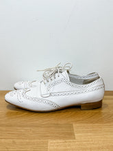 Load image into Gallery viewer, Leather Wingtip Oxfords
